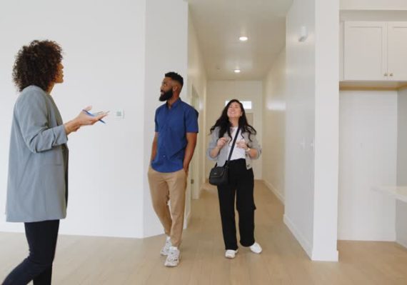 Analyser l’offre et la demande sur le marché immobilier est essentiel pour prendre de bonnes décisions. En effet,