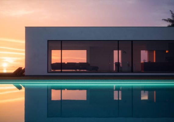 D'abord, la gestion locative en ligne ouvre l'immobilier aux petits investisseurs. En effet, les frais d'entrée restent minimes.