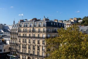 L’indivision peut sembler pratique au départ. En effet, elle permet de partager la propriété d’un bien à plusieurs.
