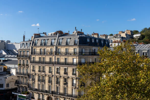 L’indivision peut sembler pratique au départ. En effet, elle permet de partager la propriété d’un bien à plusieurs.